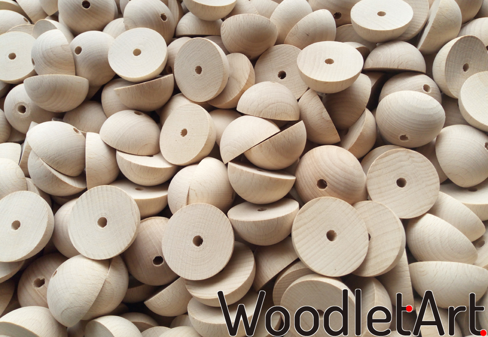 Demi-boules en bois de hêtre avec un trou